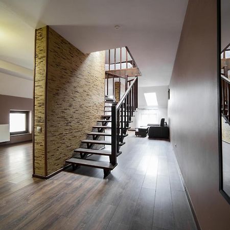 Apartments On Mitny Square 리비프 외부 사진