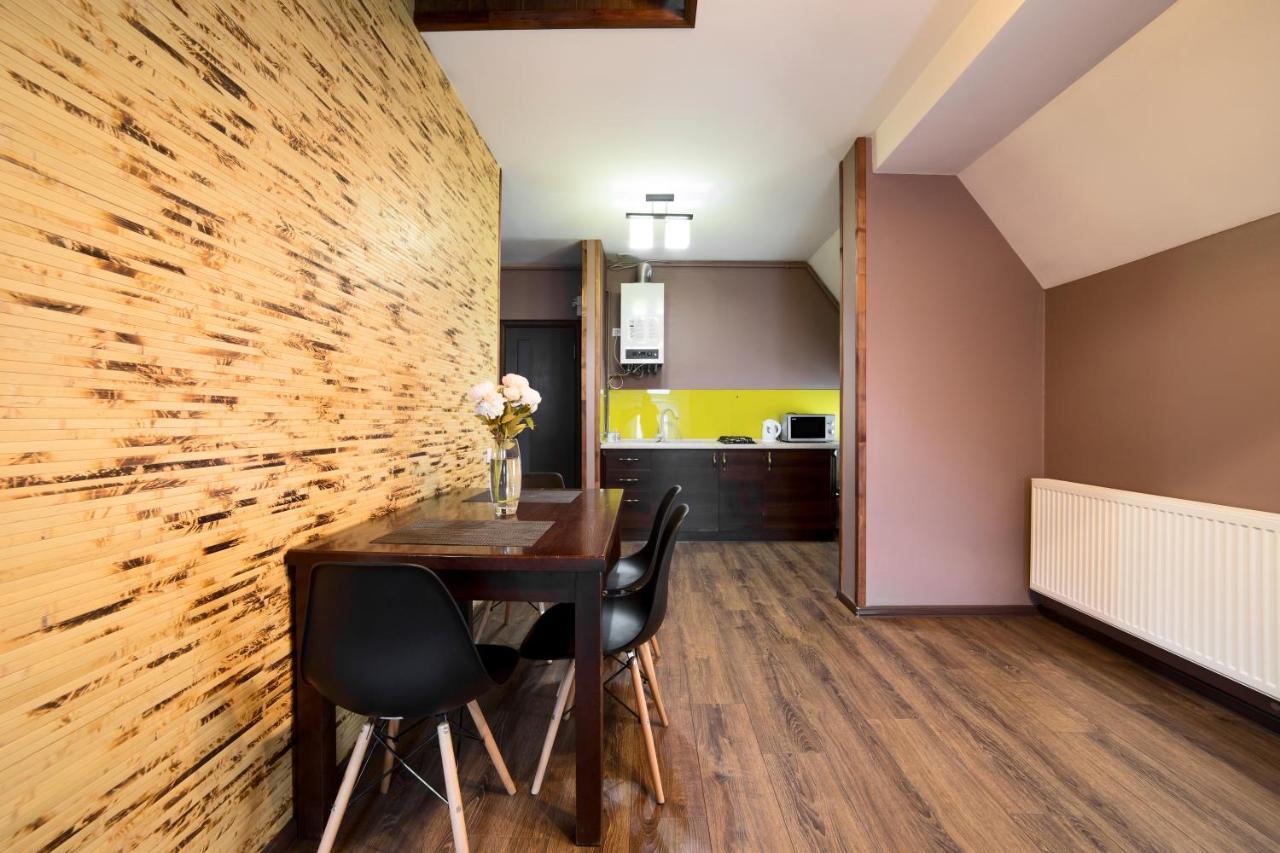 Apartments On Mitny Square 리비프 외부 사진
